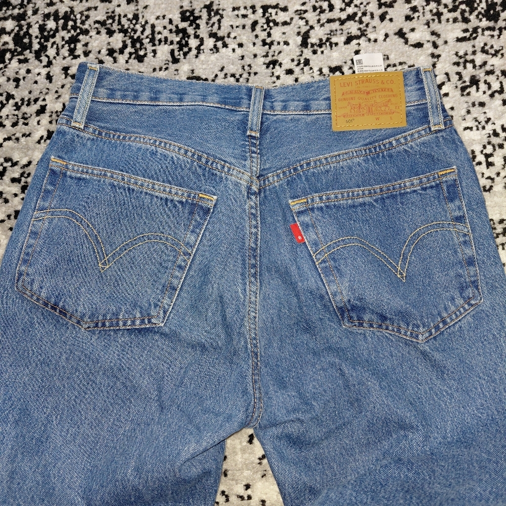 Levi’s 501 Original Fit High Rise Straight Leg Jeans 26 Shout Out Stone - Picture 15 of 16